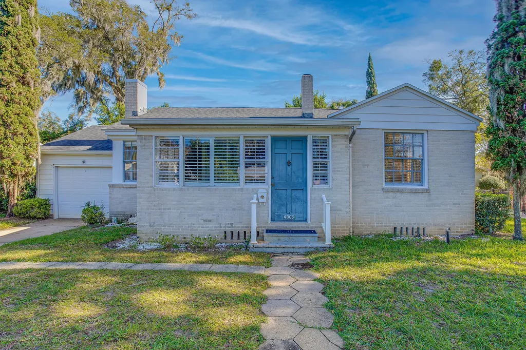 4305 Redwood Avenue Jacksonville FL 32207
