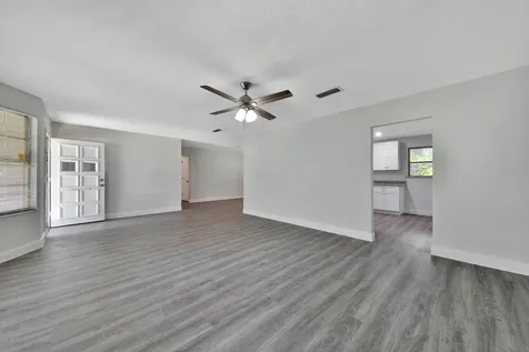 1666 Westminister Avenue Jacksonville FL 32210