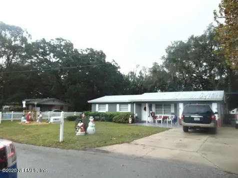 107 Colonial Circle Palatka FL 32177