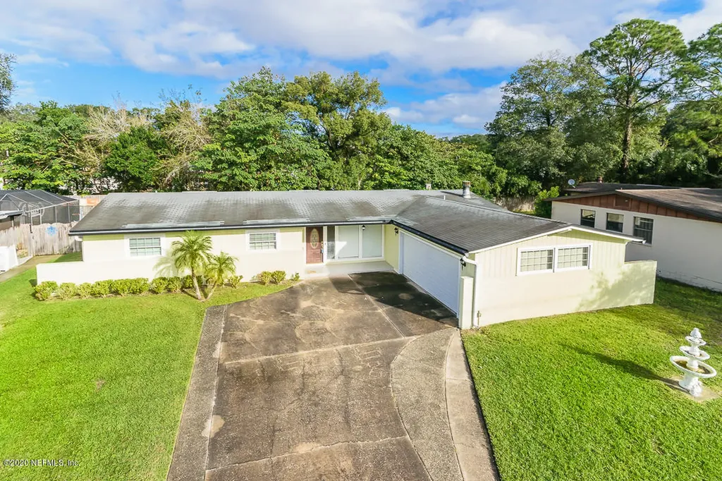 5621 Bradshaw Street Jacksonville FL 32277
