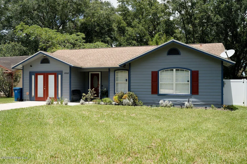 10943 Naples Court N Jacksonville FL 32218