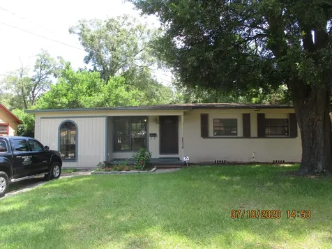 6634 Brandemere Road N Jacksonville FL 32211