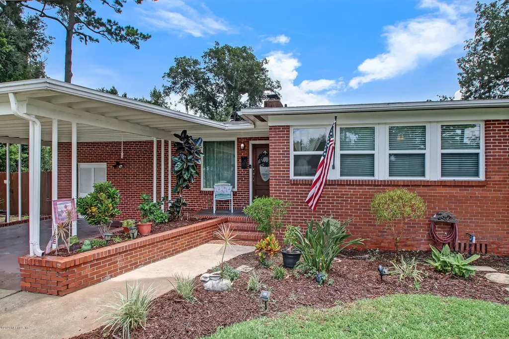 5329 Rollins Avenue Jacksonville FL 32207