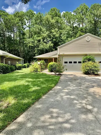 4541 Middleton Park Circle E Jacksonville FL 32224