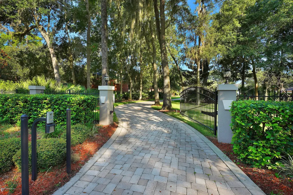12896 Riverplace Court Jacksonville FL 32223