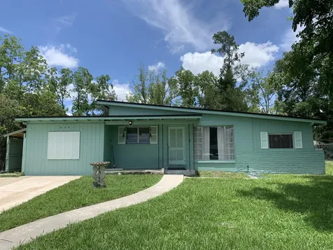8201 Bazaine Drive Jacksonville FL 32210