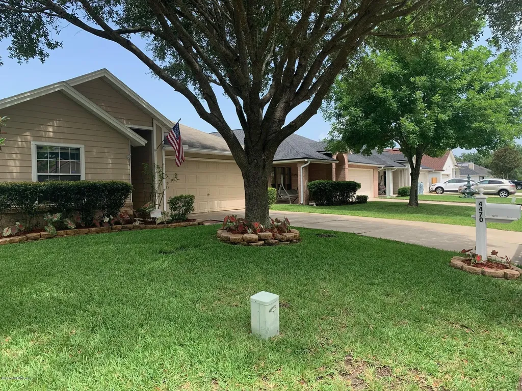 4470 Loveland Pass Drive E Jacksonville FL 32210