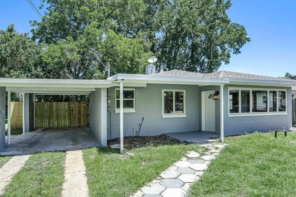 4581 Palmer Avenue Jacksonville FL 32210