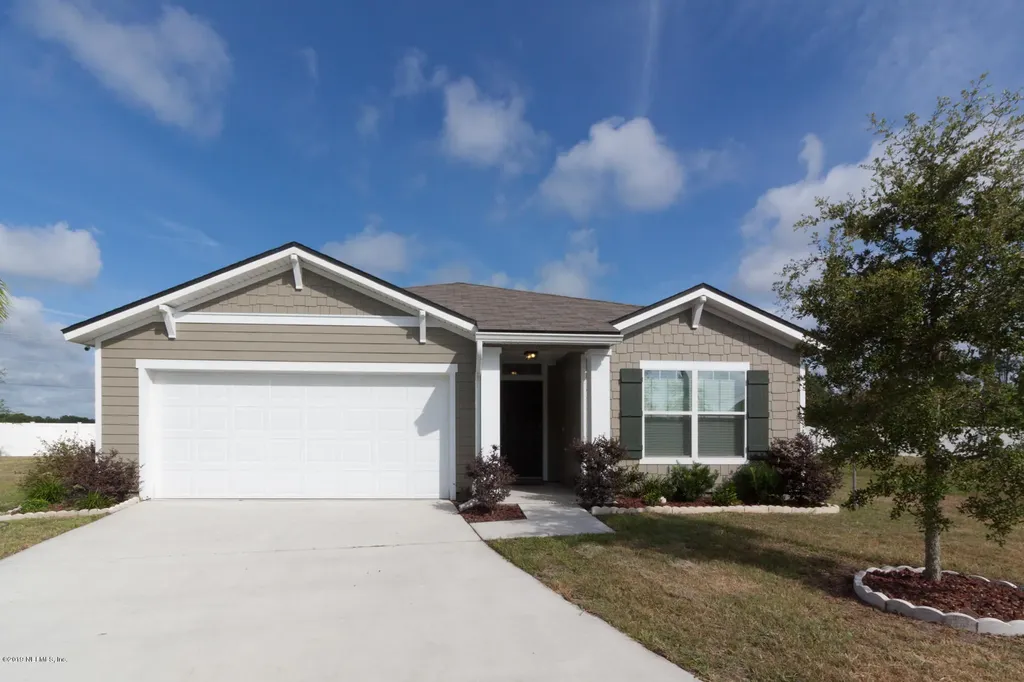 2304 Bonnie Lakes Drive Green Cove Springs FL 32043