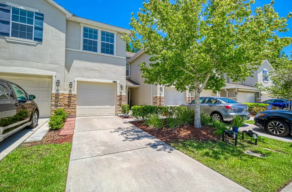 5946 Bartram Village Drive Jacksonville FL 32258