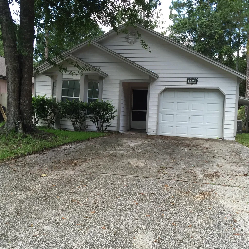 1836 Manitoba Court N Middleburg FL 32068