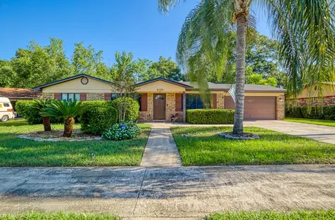 6125 Round Lake Road N Jacksonville FL 32277