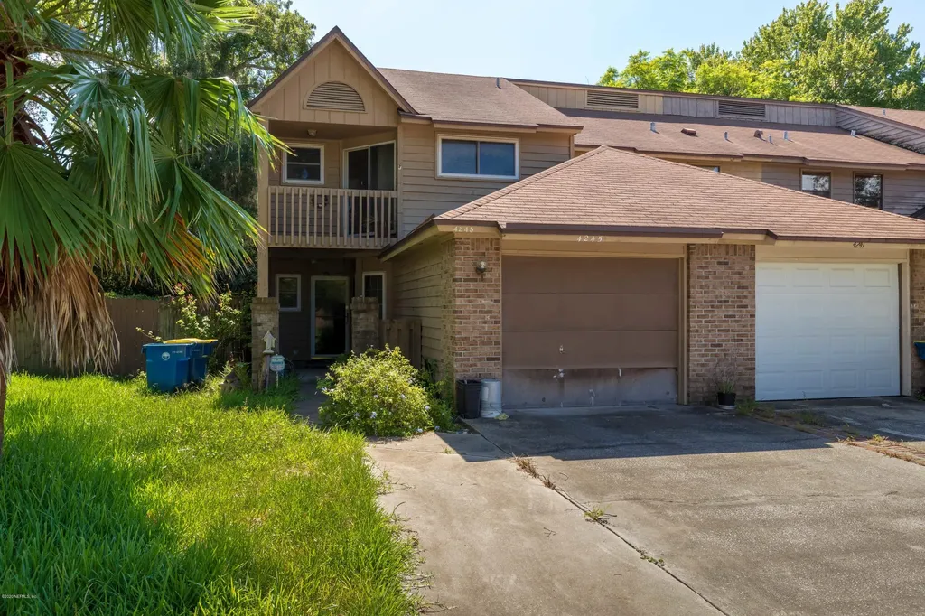 4245 Polo Court Jacksonville FL 32277