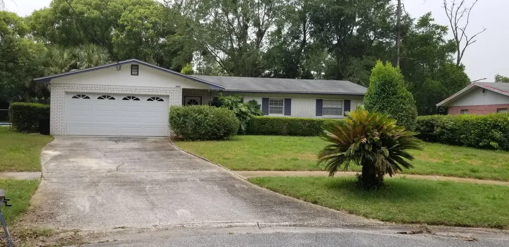 8352 Kinkaid Court Jacksonville FL 32244