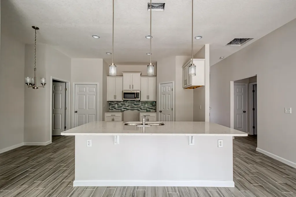 6062 Patriots Landing Lane Jacksonville FL 32244