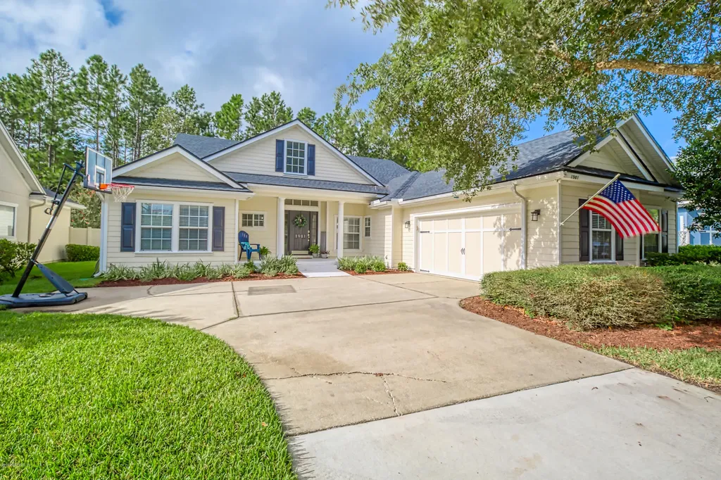 1981 Glenfield Crossing Court St. Augustine FL 32092