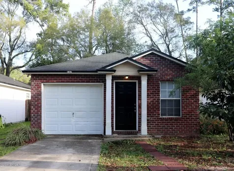8167 Woods Avenue Jacksonville FL 32216