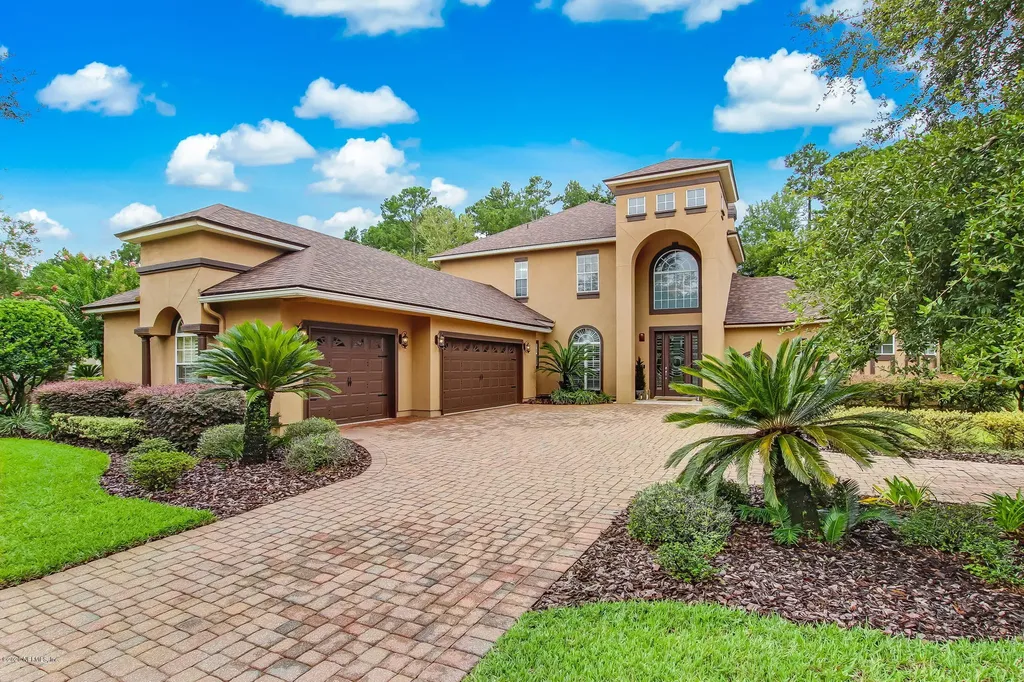 2461 Den Street St. Augustine FL 32092
