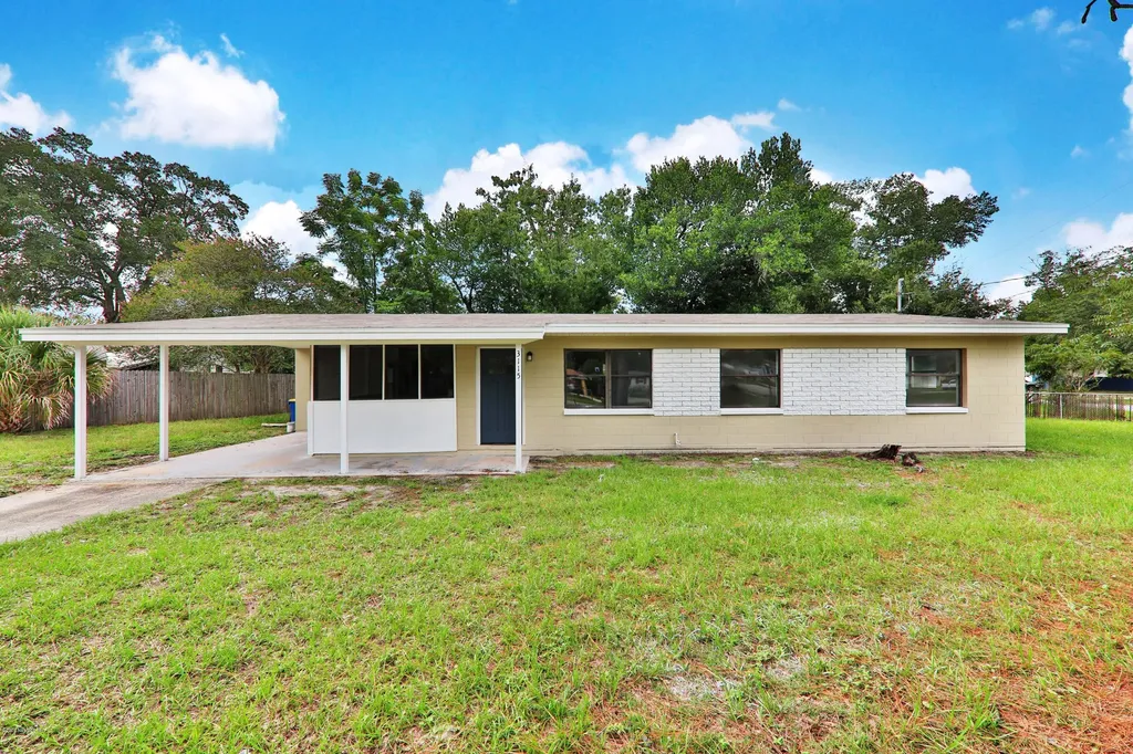 3115 Dalehurst Drive W Jacksonville FL 32277