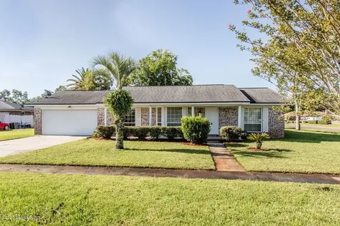 1695 Yew Court Orange Park FL 32073