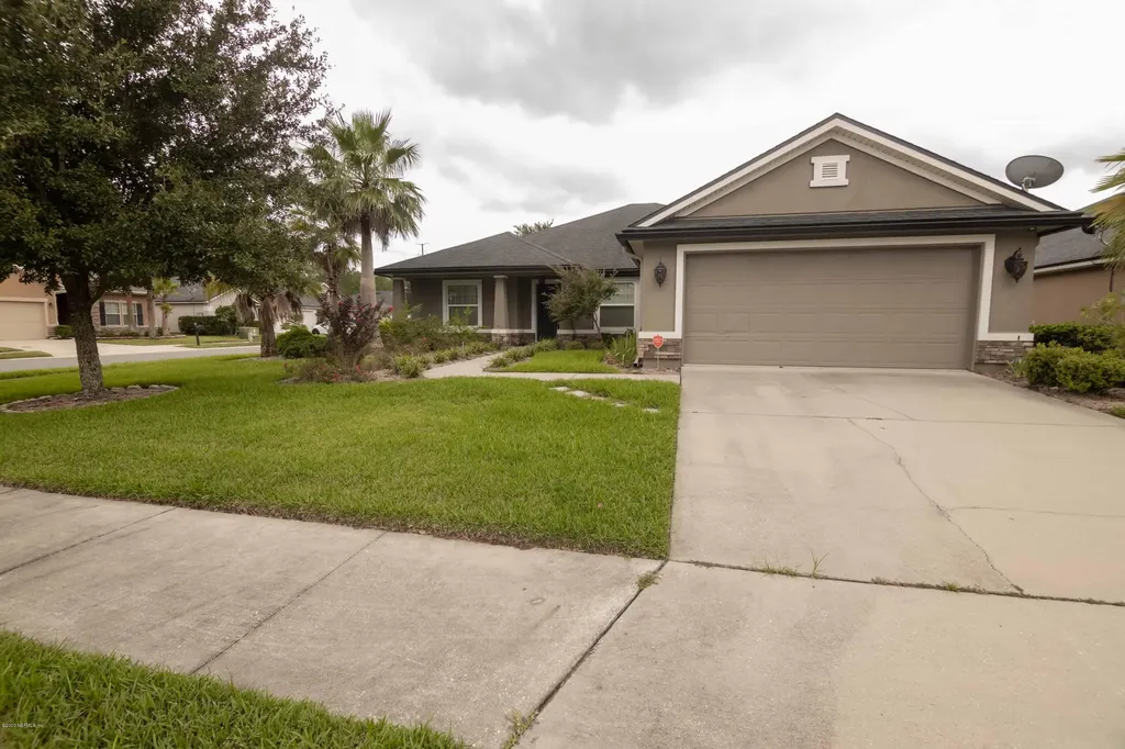 210 Pond Run Lane Jacksonville FL 32218