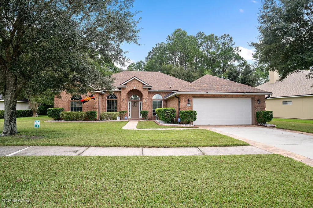 5847 Long Cove Drive Jacksonville FL 32222
