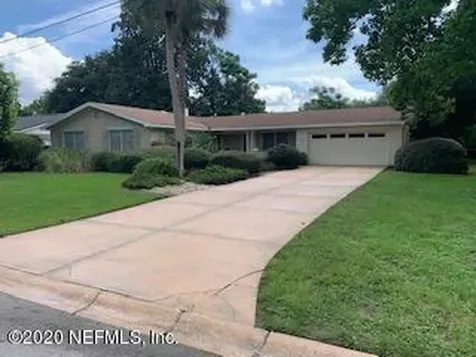 1221 Sunnymeade Drive Jacksonville FL 32211