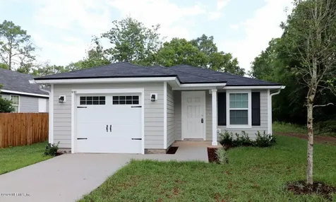 8103 Mc Glothlin Street Jacksonville FL 32210