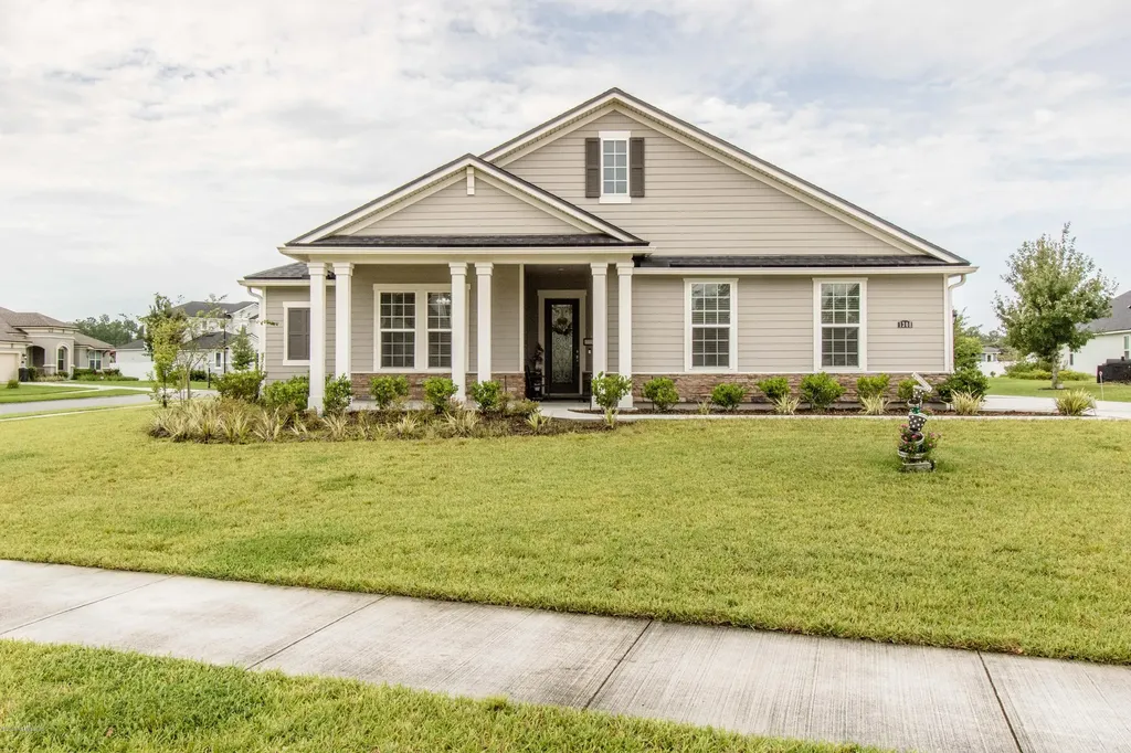 1308 Coopers Hawk Way Middleburg FL 32068