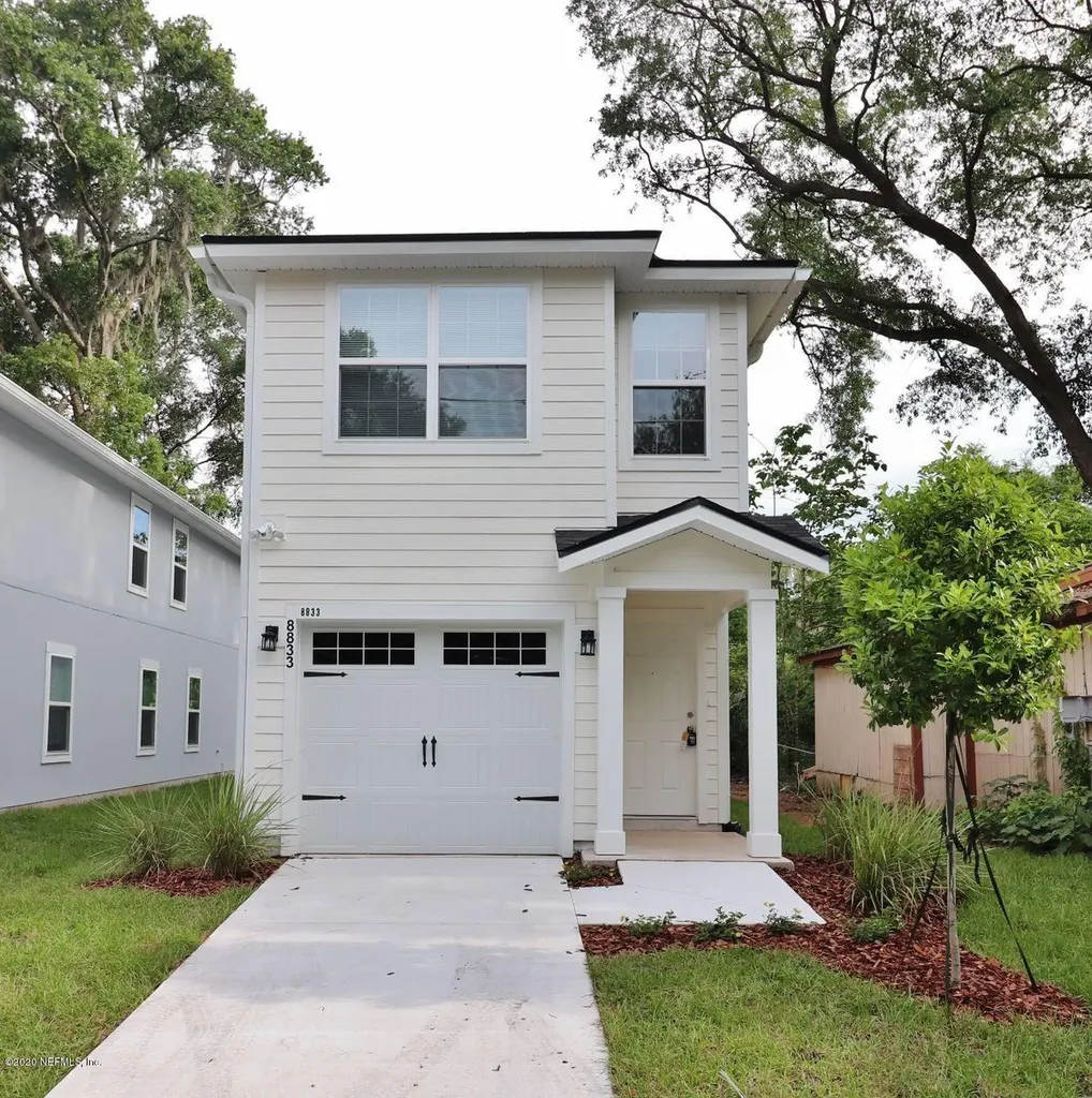 8833 Dandy Avenue Jacksonville FL 32211