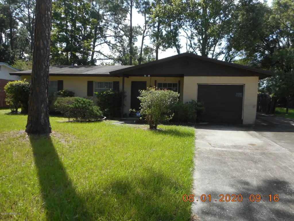 4562 Praver Drive N Jacksonville FL 32217