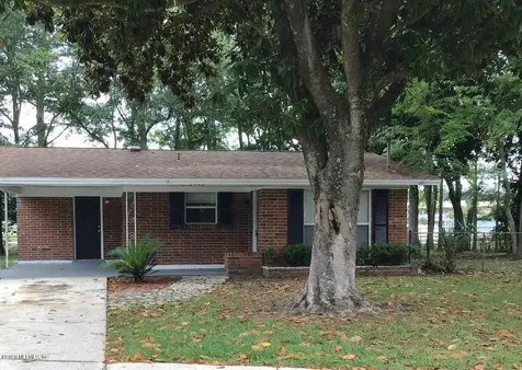 7403 Sharbeth Drive N Jacksonville FL 32210