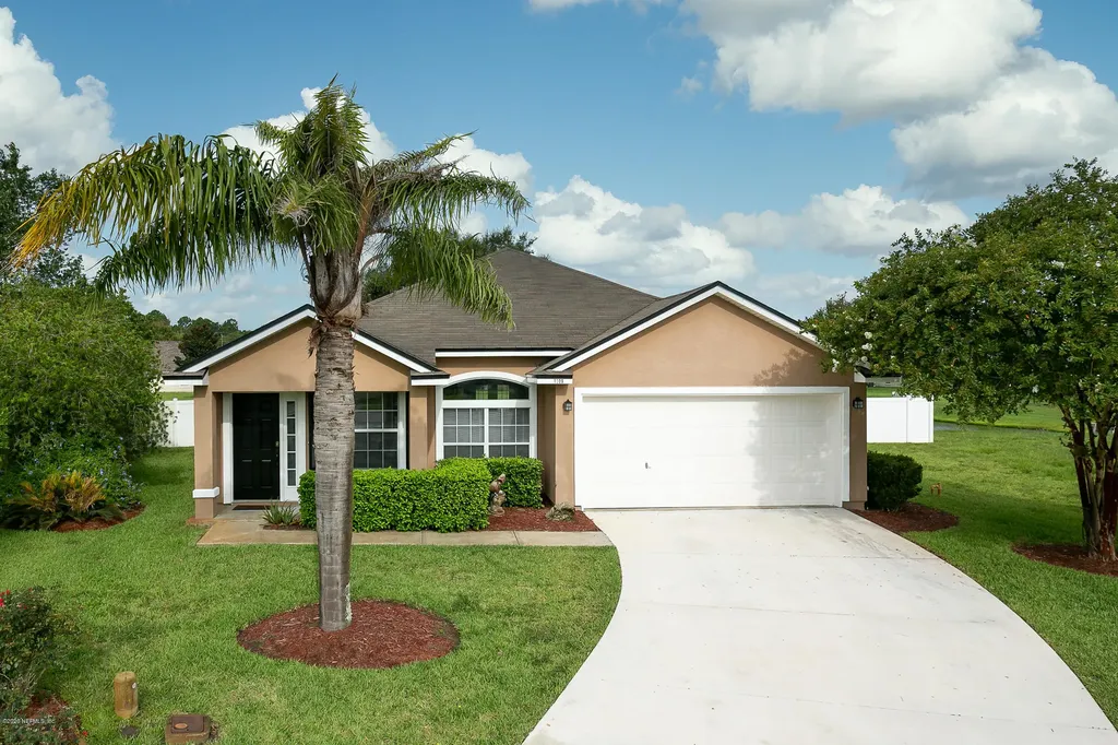 1109 Sand Pine Court St. Augustine FL 32084