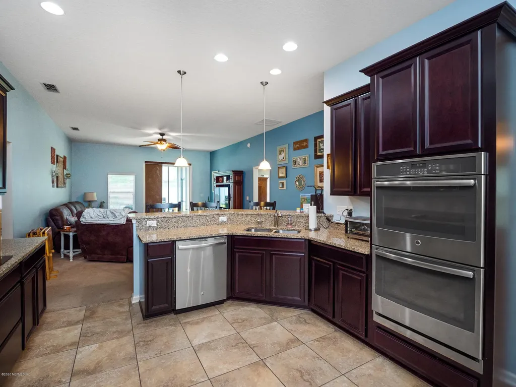 15803 Canoe Creek Drive Jacksonville FL 32218