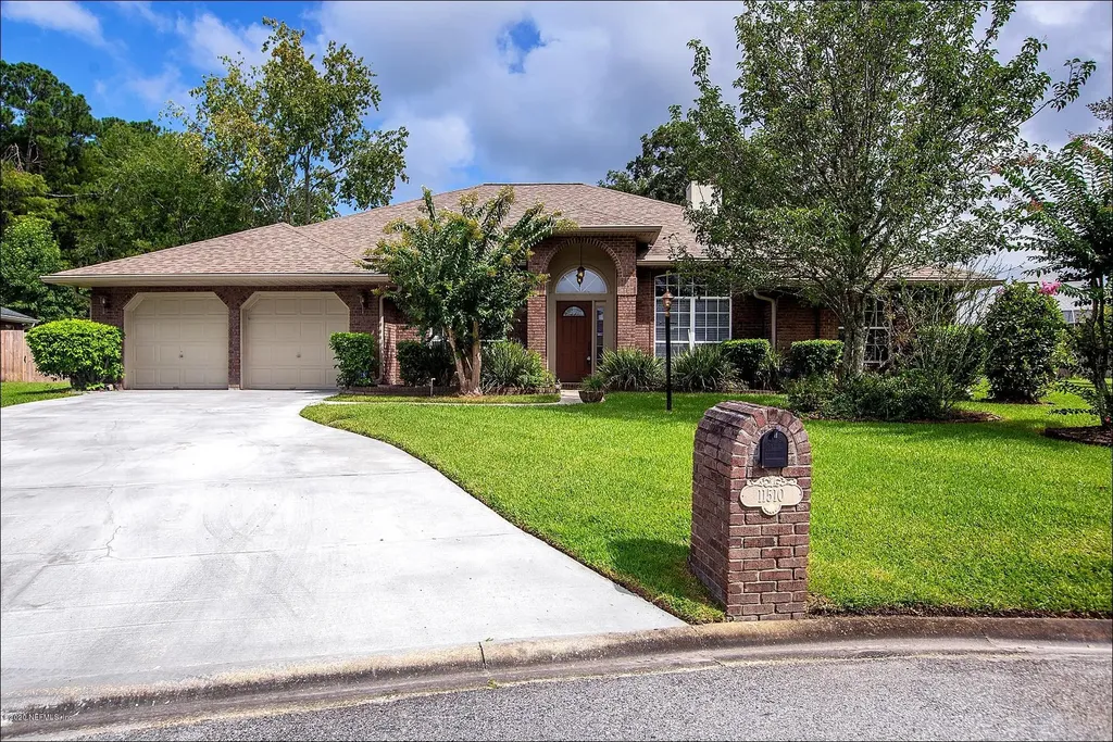 11510 Petersham Falls Lane Jacksonville FL 32258
