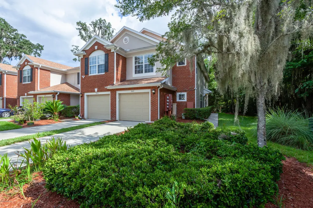 8422 Twisted Vine Court Jacksonville FL 32216