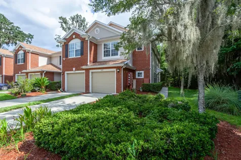 8422 Twisted Vine Court Jacksonville FL 32216