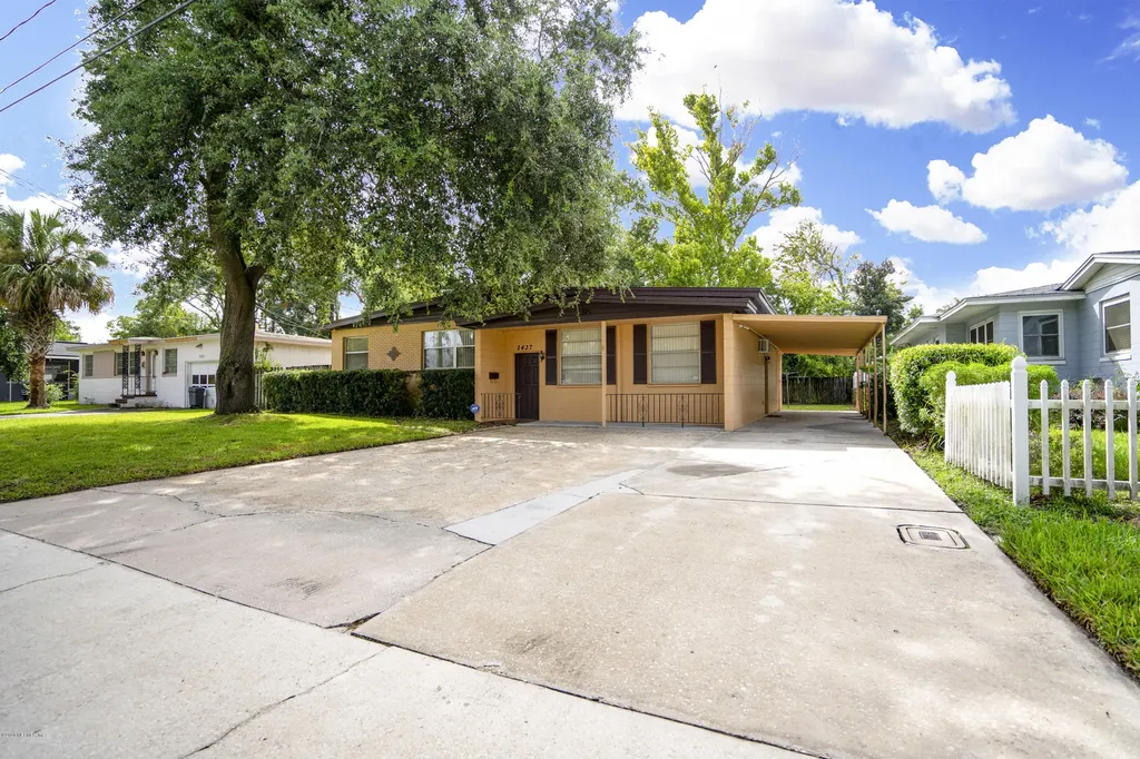 2437 Provost Road E Jacksonville FL 32216