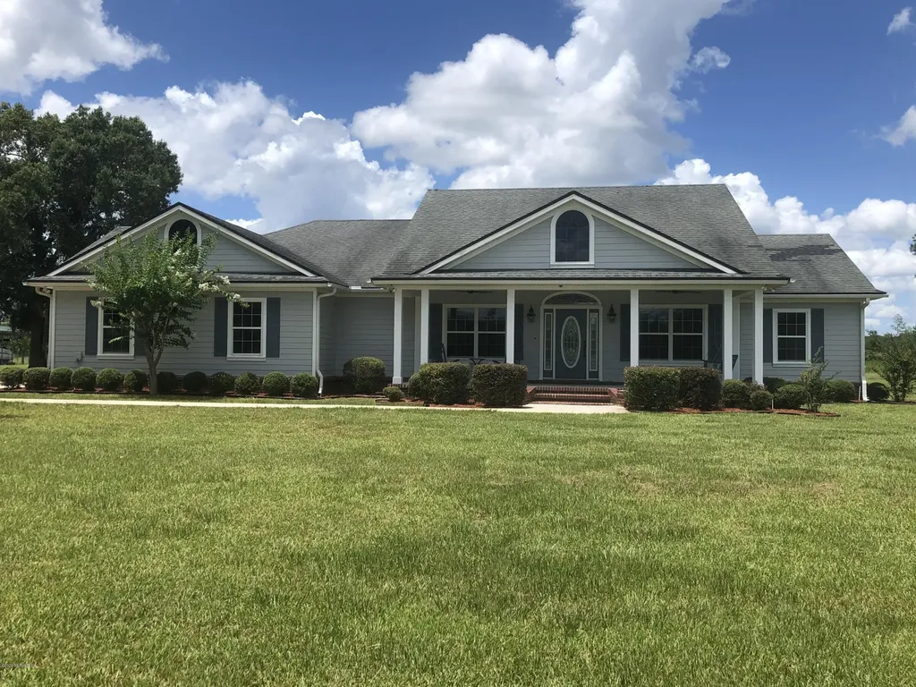 4311 NW 217th Way Lawtey FL 32058