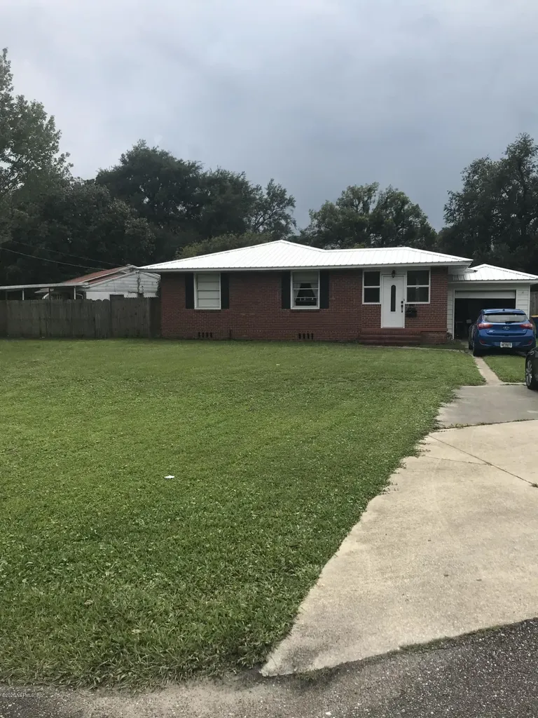 8308 Lexington Drive Jacksonville FL 32208