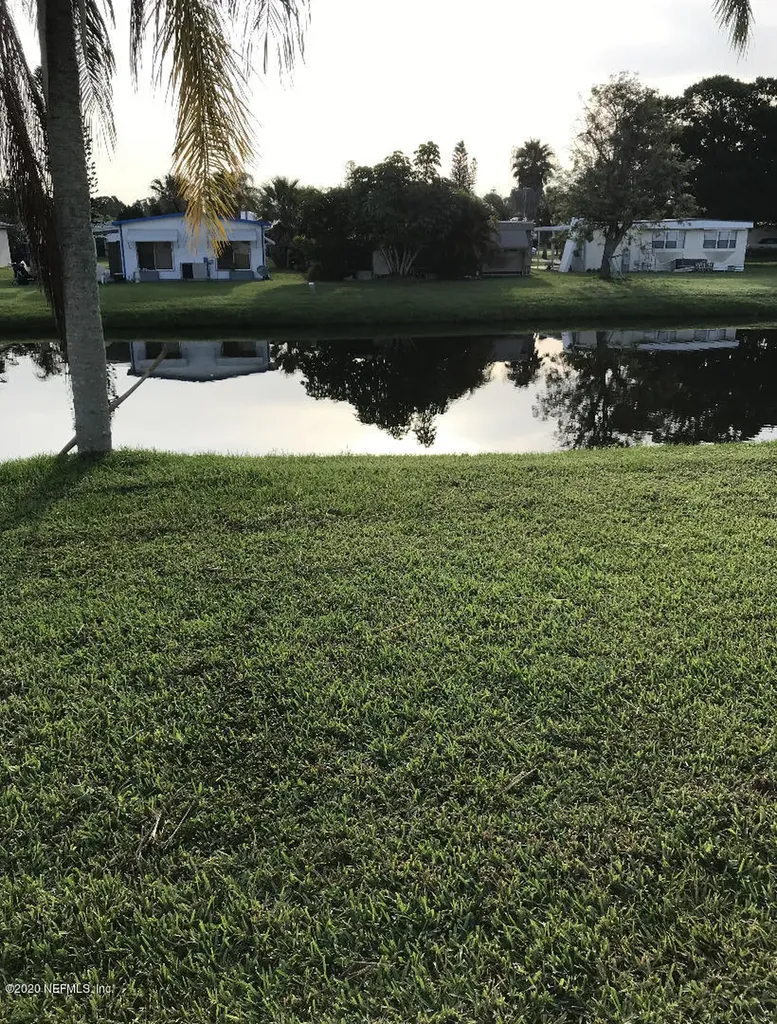 4 Alta Loma Port St. Lucie FL 34952