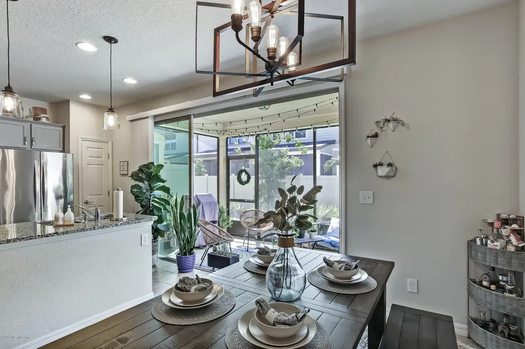 7022 Buroak Court Jacksonville FL 32258