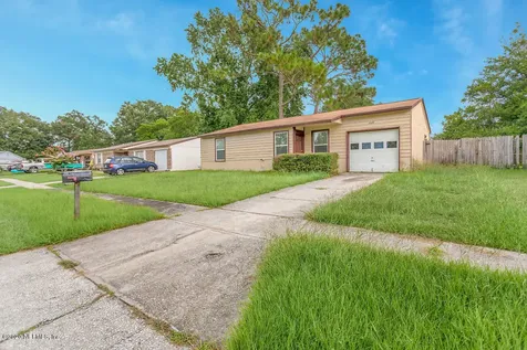 2645 Debbie Court Jacksonville FL 32210