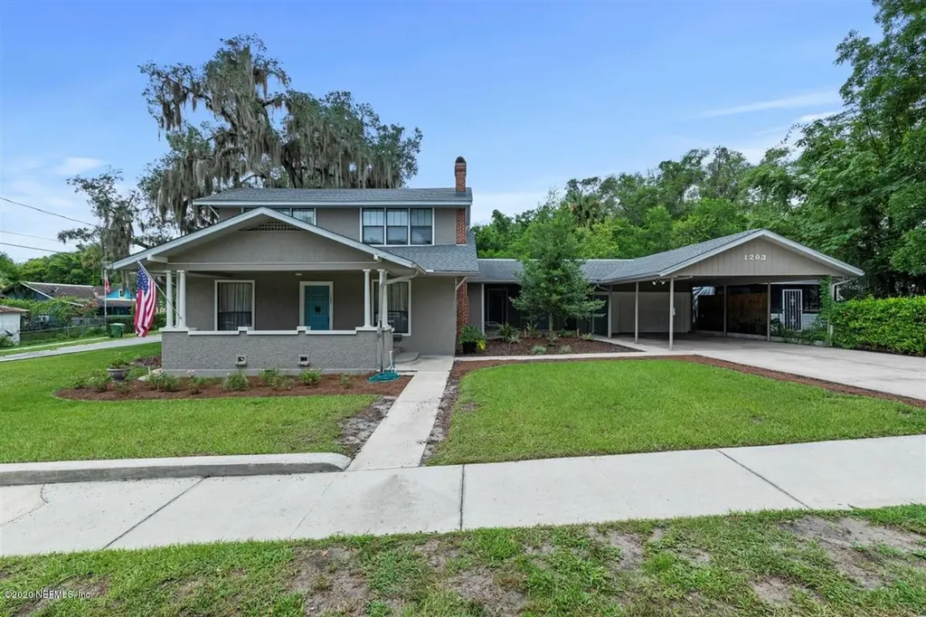 1203 River Street Palatka FL 32177