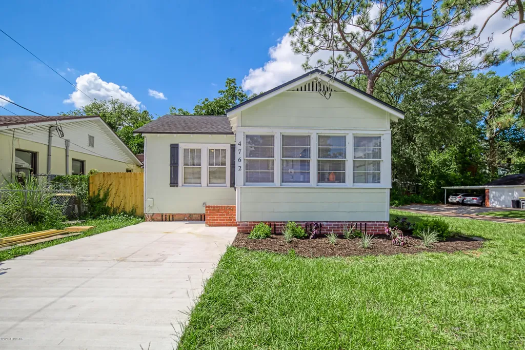 4762 Attleboro Street Jacksonville FL 32205