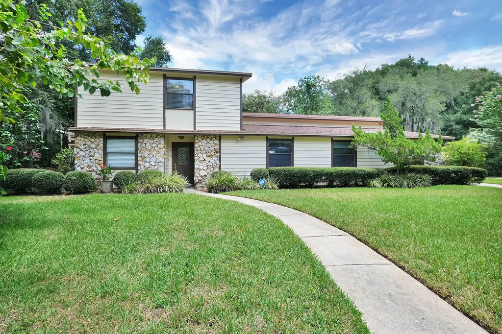 5915 Saxony Woods Lane Jacksonville FL 32211
