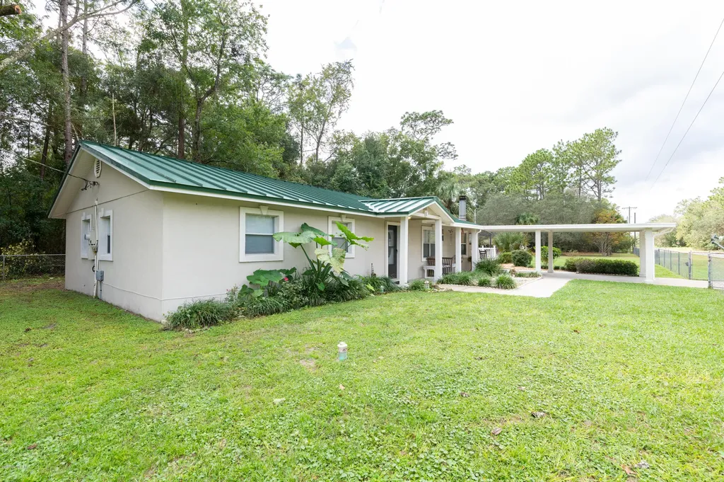 403 Squirrel Tree Trail Satsuma FL 32189