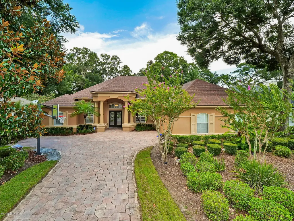 1553 Nottingham Knoll Drive Jacksonville FL 32225