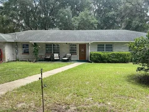 525 N State Road 21 Hawthorne FL 32640