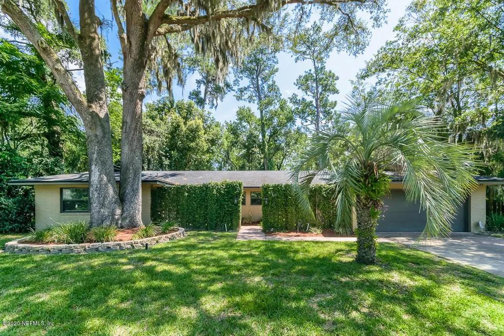 2489 Castellon Drive Jacksonville FL 32217